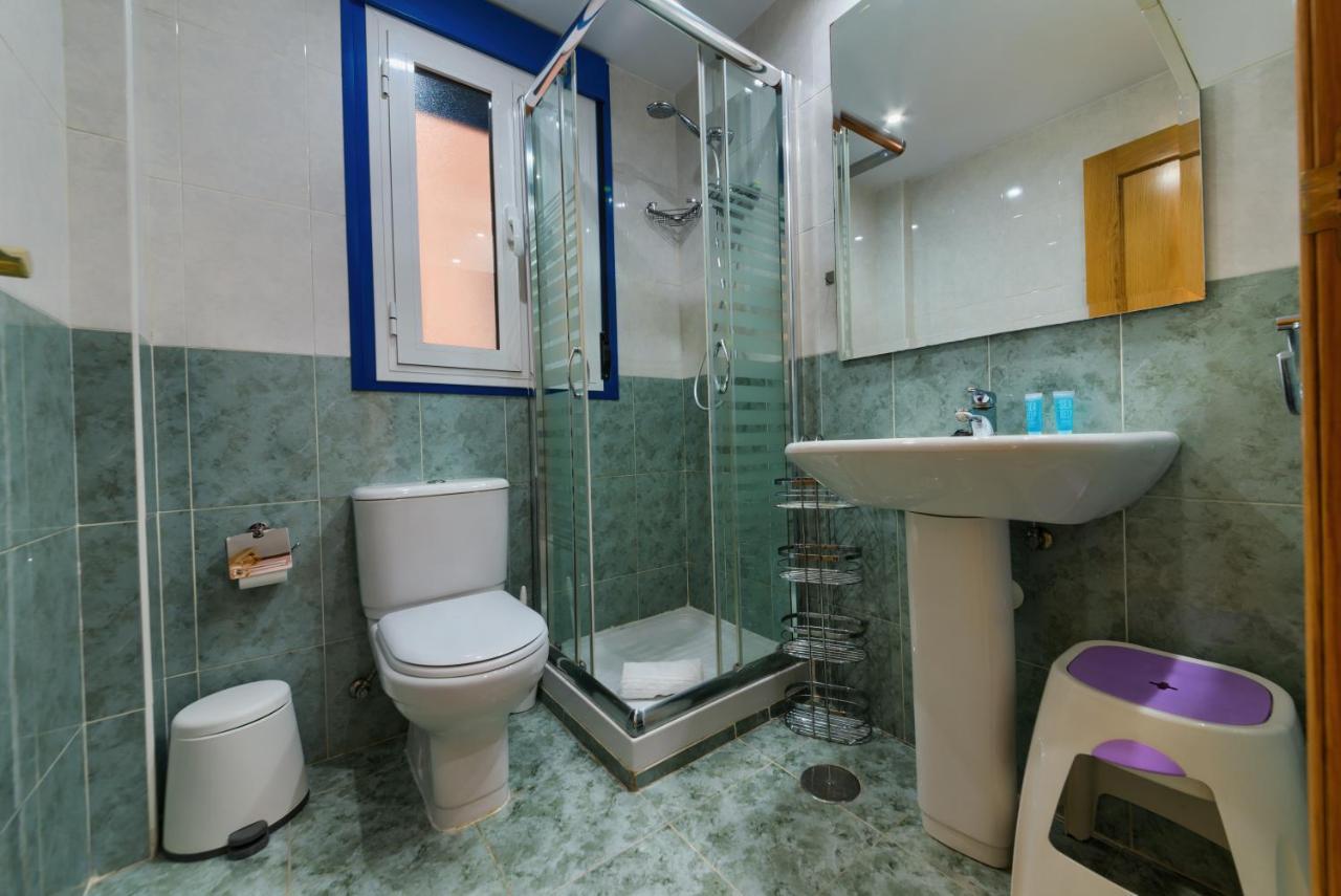 Holidays2Malaga Ayala 450 Mts From Beach & Terrace Kültér fotó